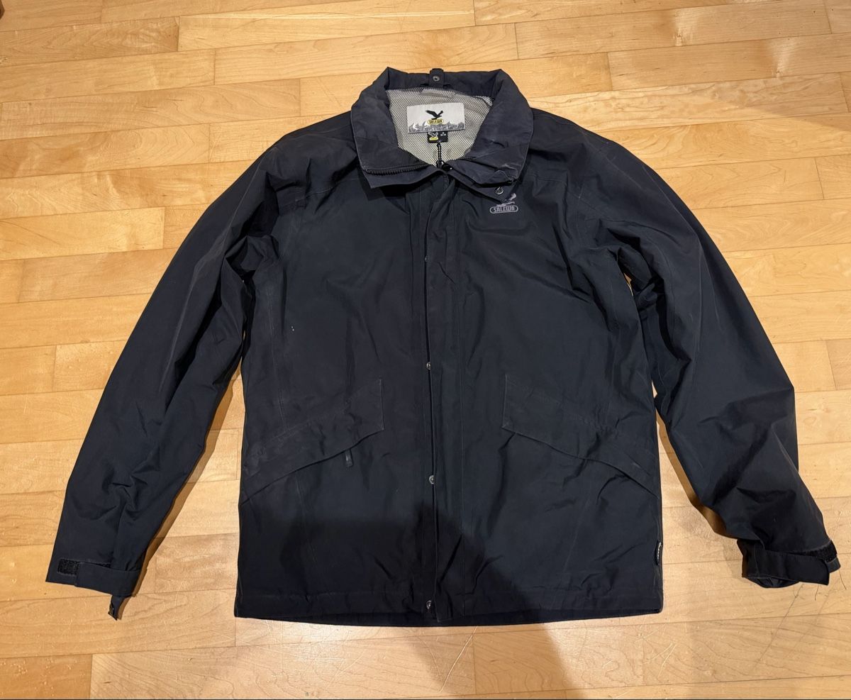 Jacken: Selewa Regenjacke, Schwarz, Grösse M – Gebraucht aus Zürich von Sebi999