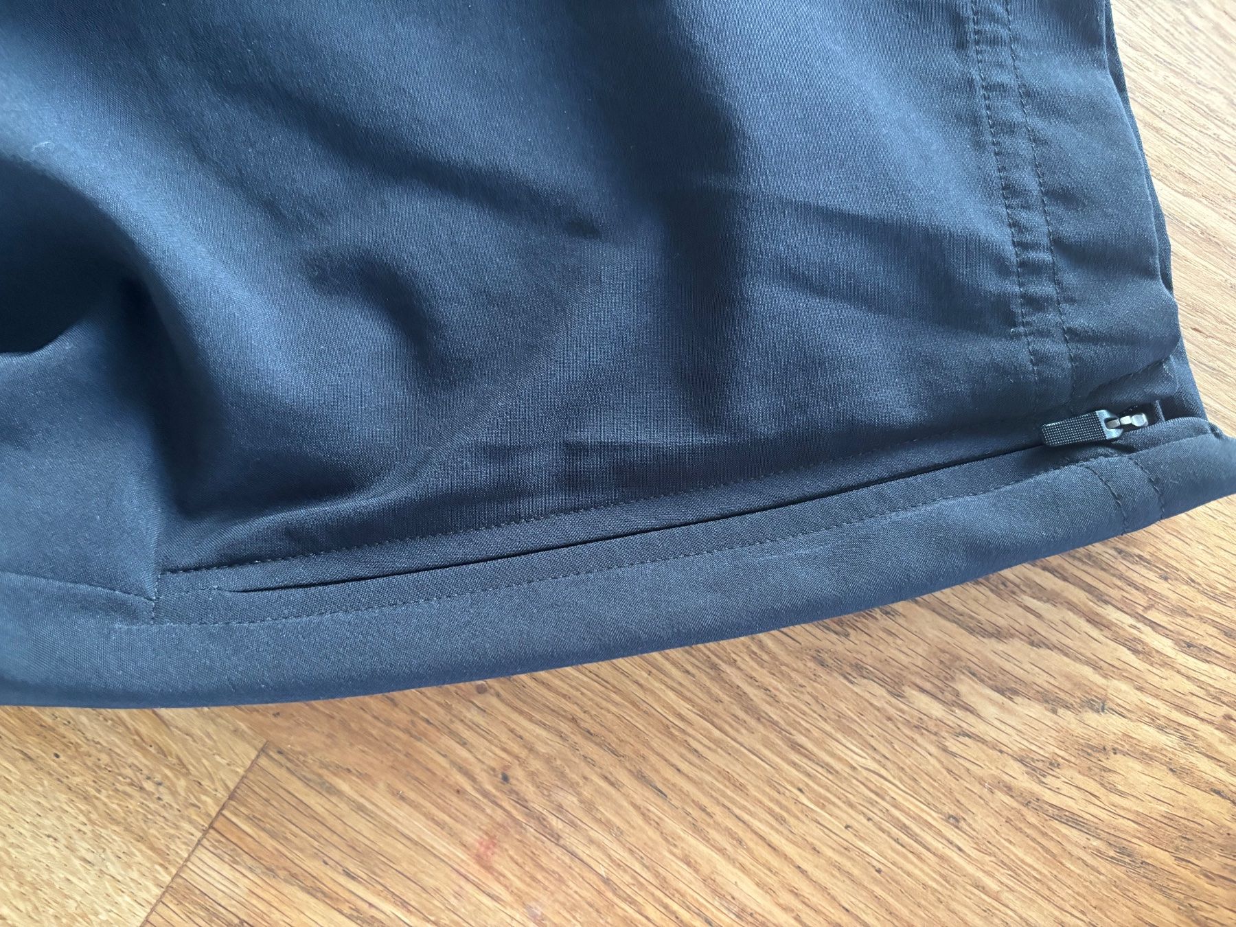 New Balance Pantaloni: new Balance dünne Trainerhose dames gr Xl – Usato da Geuensee venduto da sonnetje 4