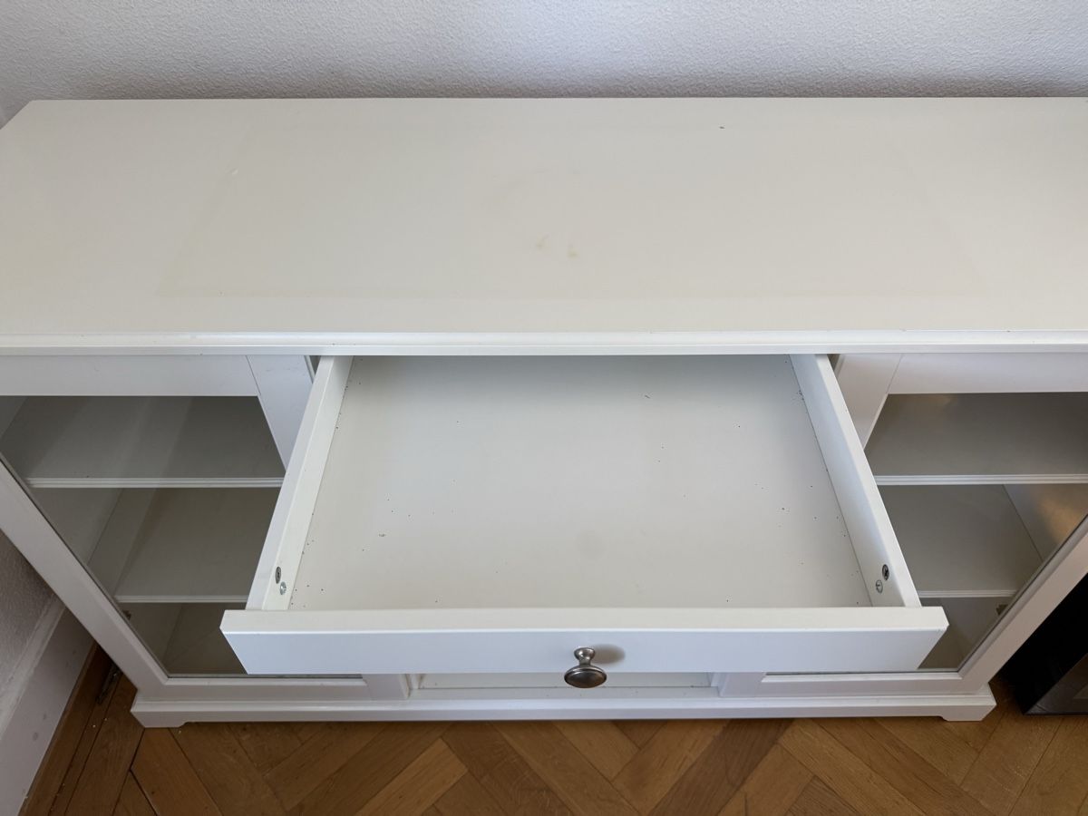 Ikea Credenze: buffet IKEA LIATORP blanc  – Usato da Bulle venduto da fra_7wng 7