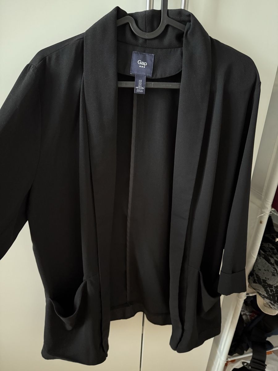 Gap Giacche: Gap dünner Blazer Grösse S/M Schwarz – Usato da Lenzburg venduto da car_pzg8 1