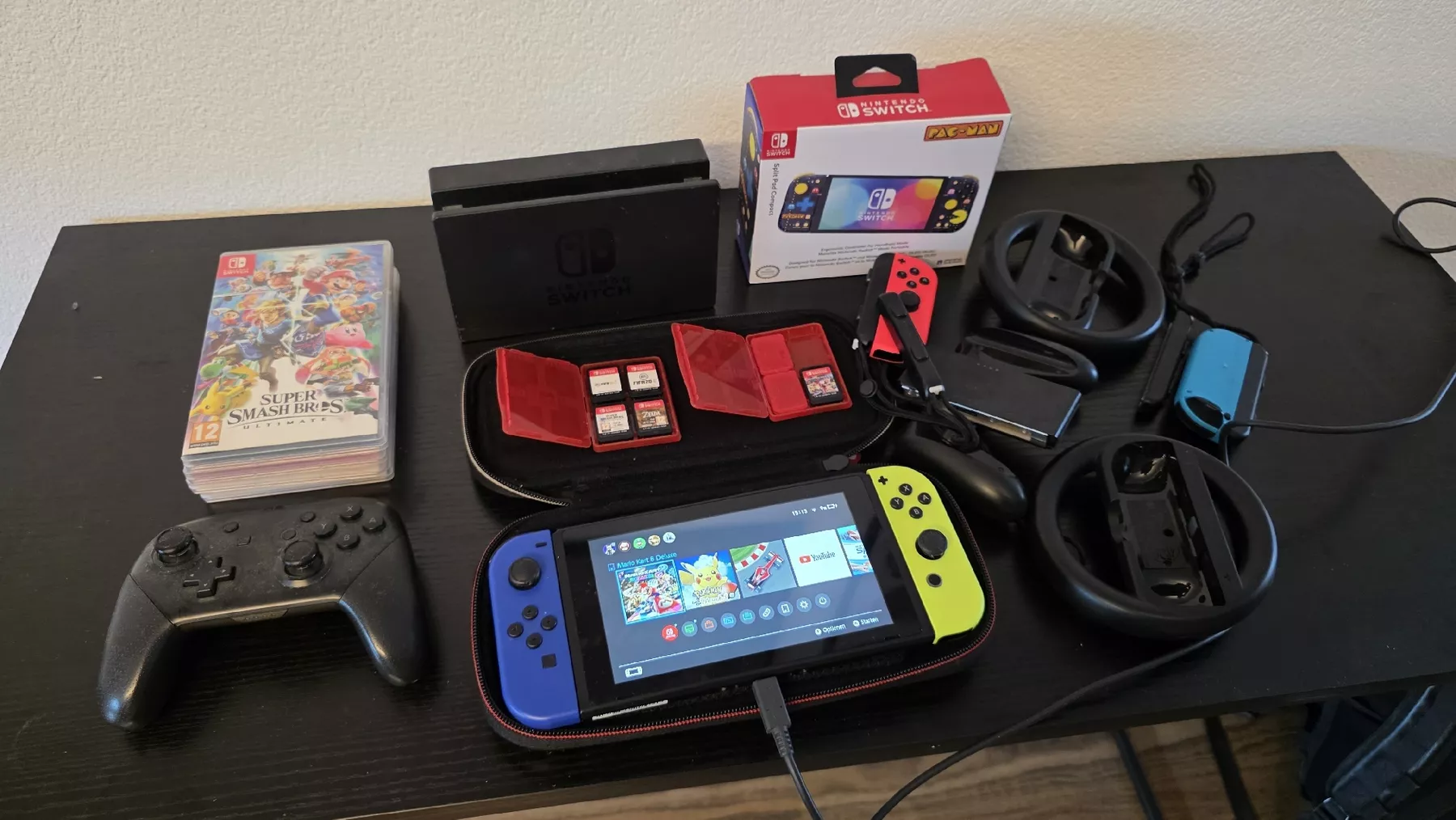 Nintendo Konsolen: Nintendo Switch Set, Pro Controller + Spiele – Gebraucht aus Grenchen von Akarrgaming
