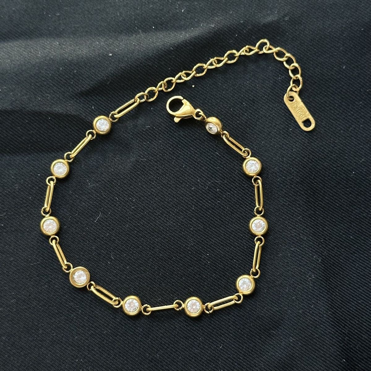 Bracelets: 18KGP Funkelnde Armkette   – Neuf (Voir description) à Givisiez par dor_xb9k 1