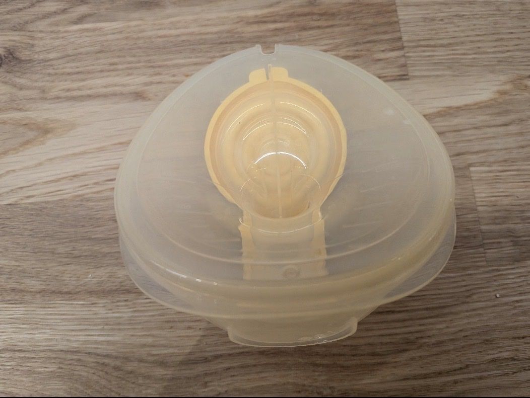 Medela Accessori per l’allattamento: Medela Doppelmilchpumpe Hands-free – Usato da Flawil venduto da CaStBaer 5