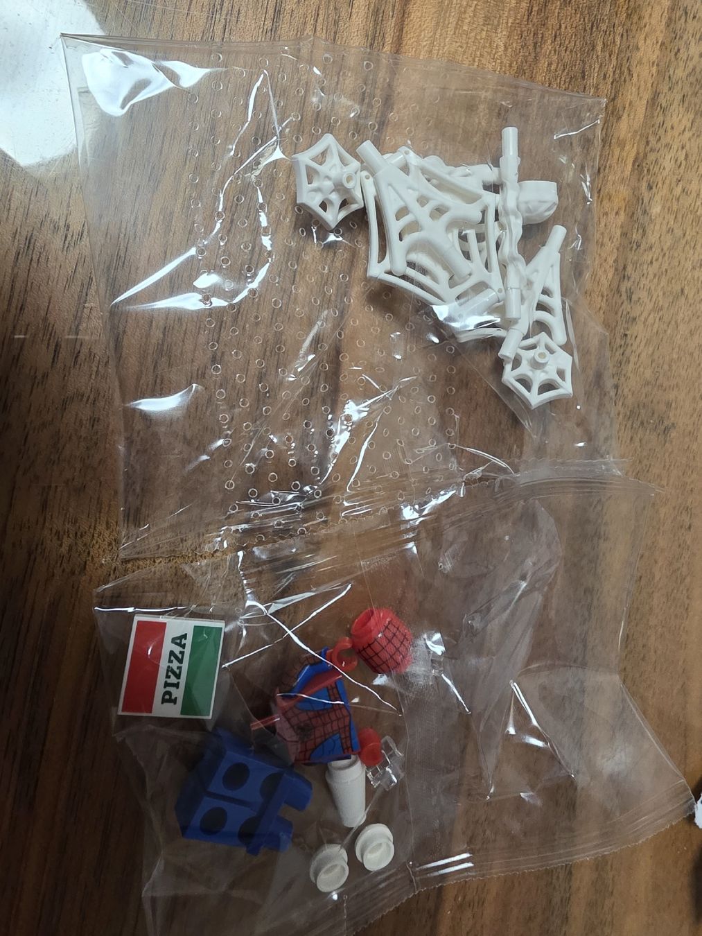 Lego Kit di costruzioni: Lego Marvel - Spiderman Figur mit Netzen Zubehör – Nuovo e nell'imballaggio originale da Kreuzlingen venduto da Room_Shambles 2