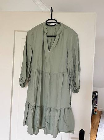 MANGO Kleid