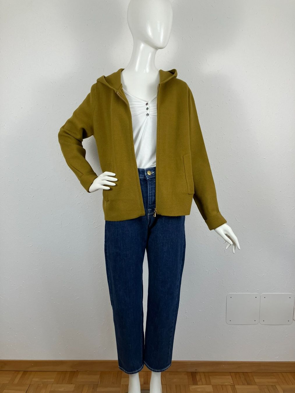 Vestes: LEONARDO Strickjacke Gr.36 – D'occasion à Laupen ZH par kar_lfz6 3