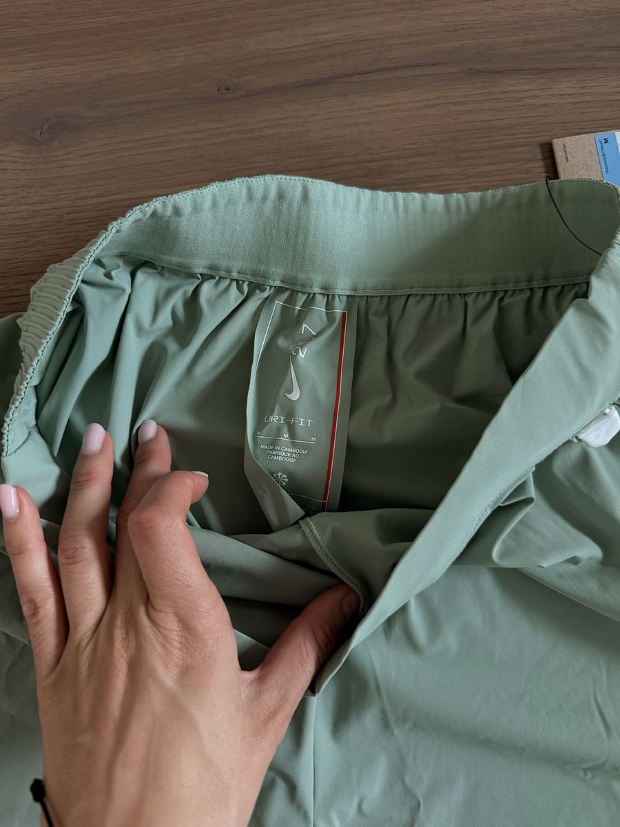 Pantaloni: Nike shorts – Nuovo e nell'imballaggio originale da Zürich venduto da Bellinka23 2