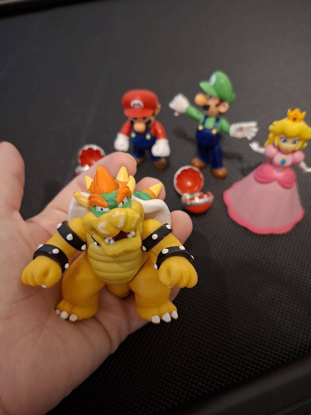 Nintendo Giocattoli: Super Mario Figuren Set – Usato da Winterthur venduto da Ausmisten2026 1
