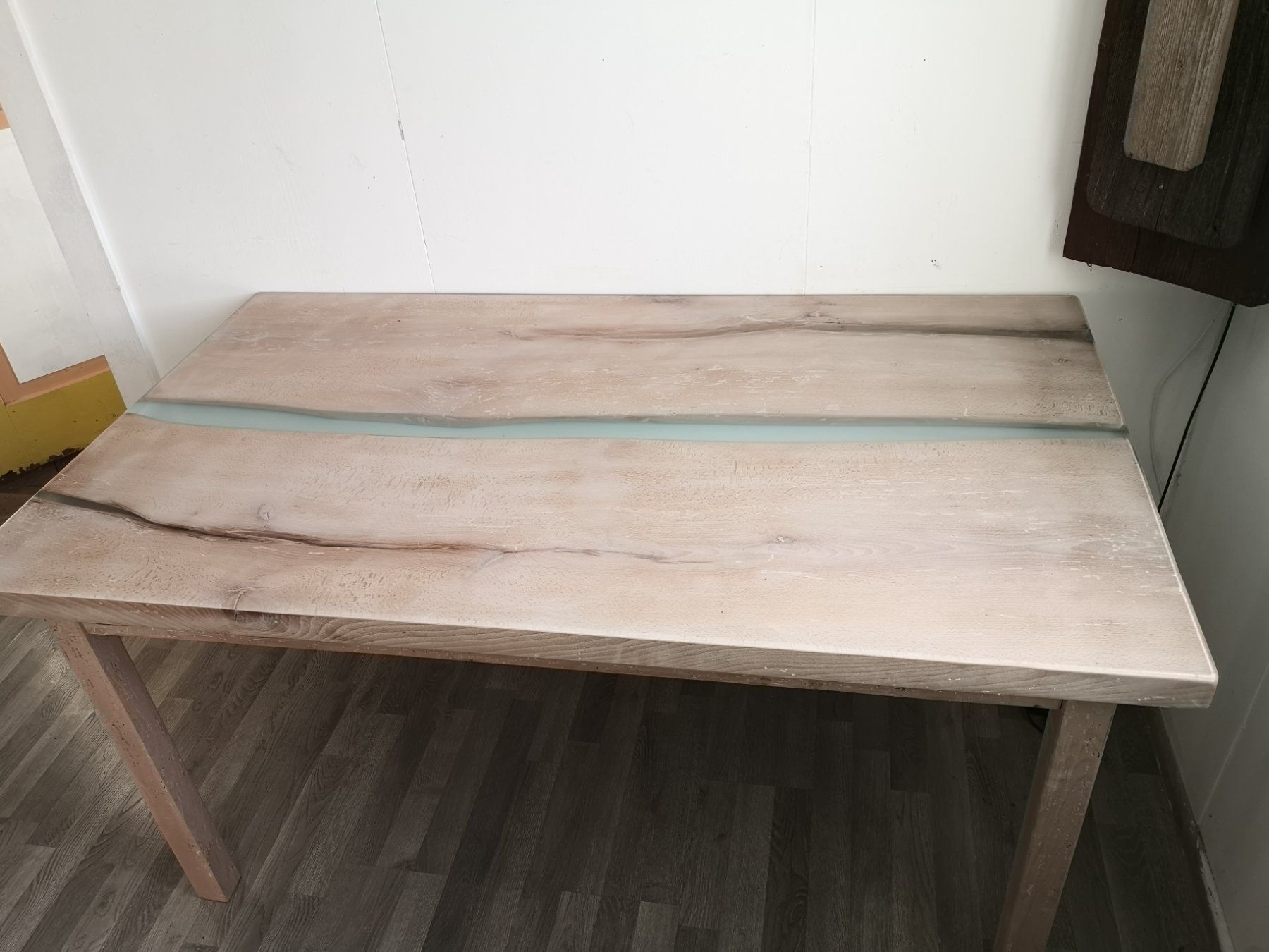 Tavoli: Epoxid Tisch    Massive    Buche   Altholz – Usato da Sisikon venduto da Creantic-Art 1