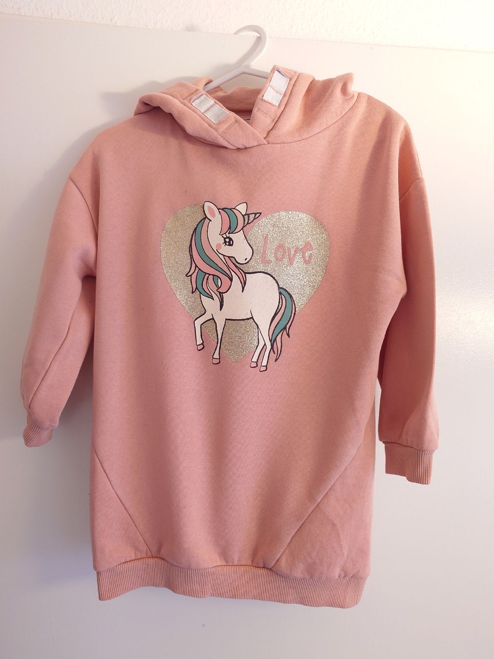 Pulls et sweat-shirts: Mädchen Longpullover Hoodie Einhorn, Grösse 104 – D'occasion à Uster par snowy_6