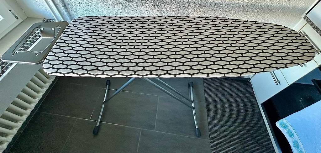 Ikea Bügelbretter: IKEA Bügelbrett – Gebraucht aus Zürich von chi_mf67 1