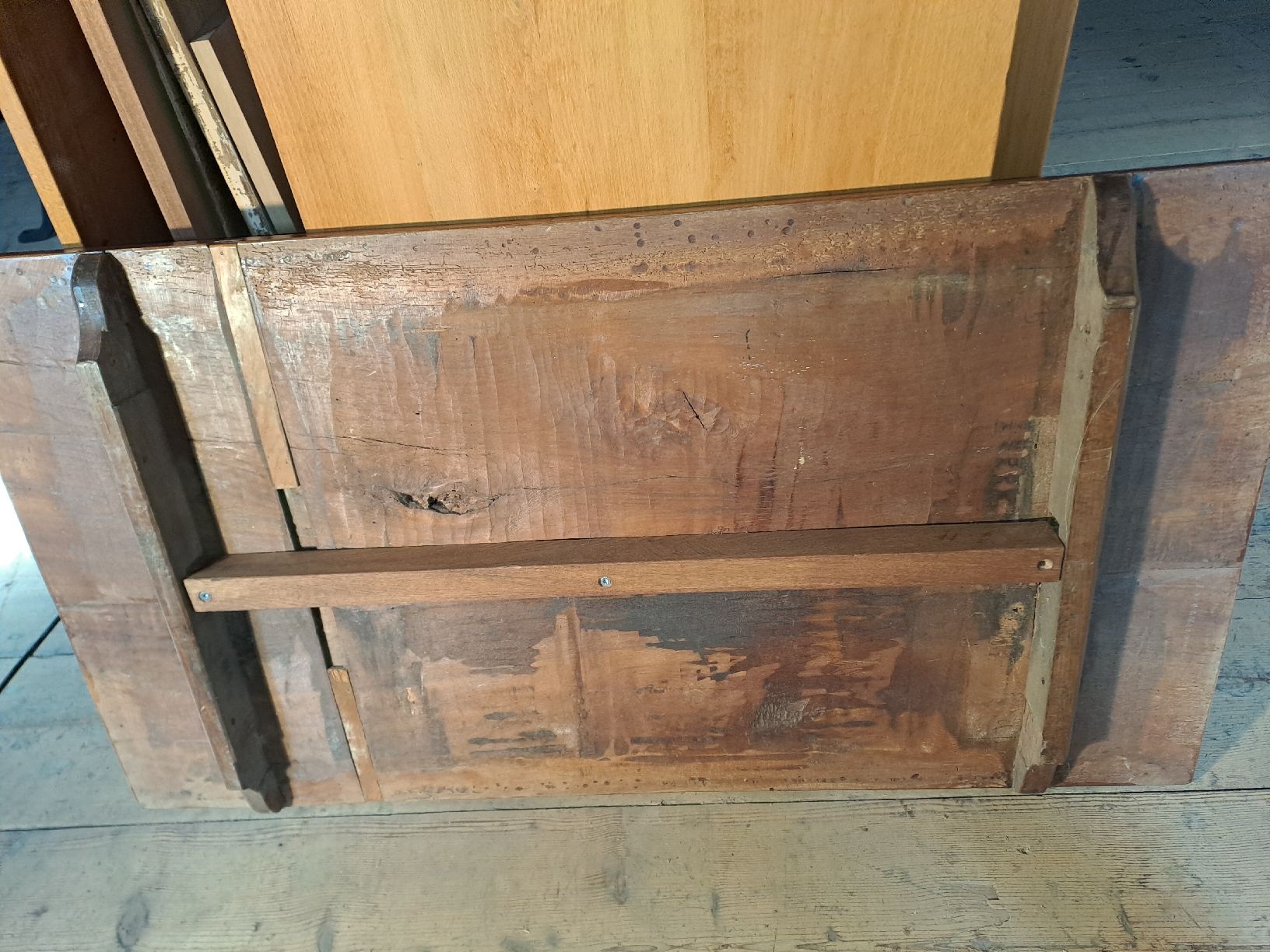 Tavoli: Tisch Platte Nussbaum 142x77cm – Usato da Gebenstorf venduto da suroh 6