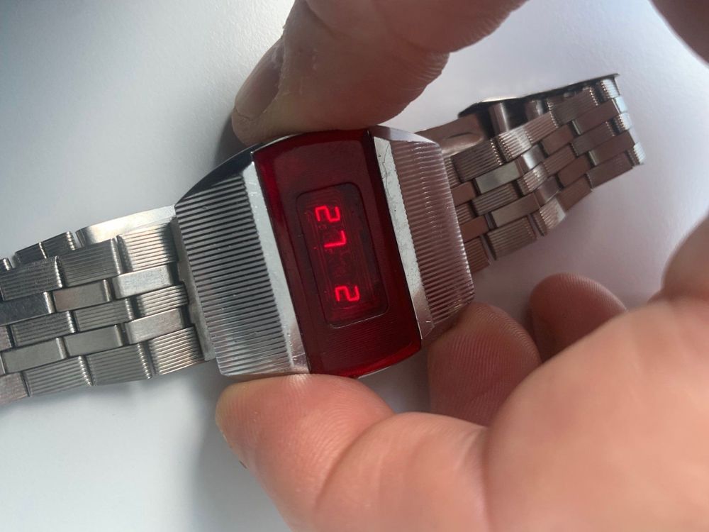 Elektronika 1, 'Terminator-Watch' | Kaufen auf Ricardo