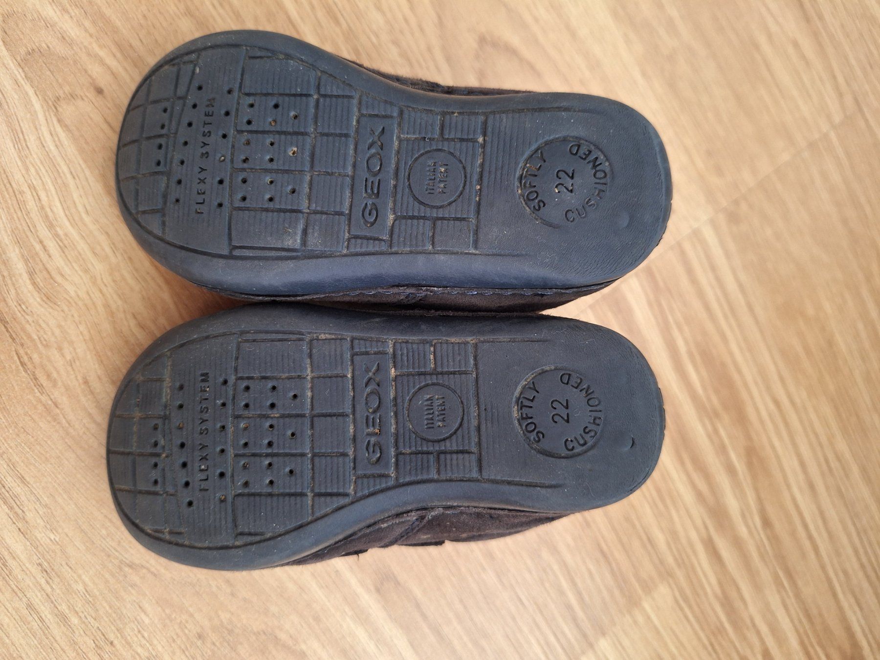 Geox Scarpe per ragazze: Kinderschuhe Geox Gr 22 – Usato da Wollerau venduto da Marek_T 1