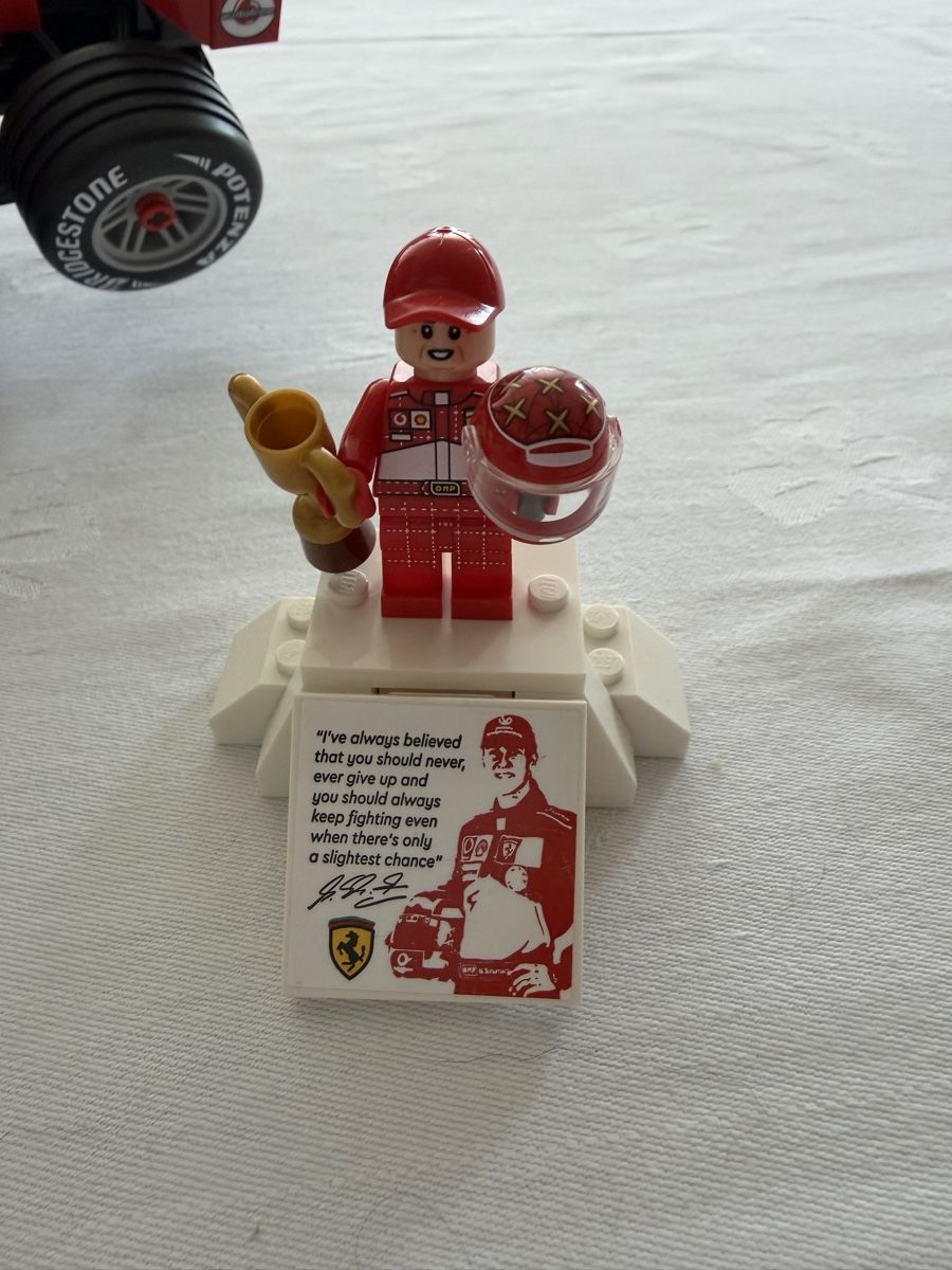 Lego Kit di costruzioni: Lego Ferrari  – Usato da Einsiedeln venduto da ironlady3 4
