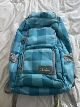 Dakine Backpack Blue Plaid very good Condition