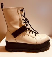 Bottes UGG en cuir, plateforme, taille 38 - NEUVES!