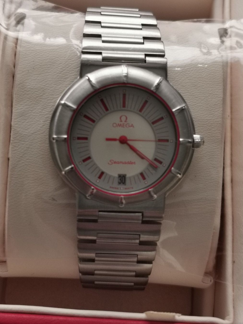 Omega Uhren: Montre Omega Seamaster Dynamic Quartz révisé – Gebraucht aus Tramelan von Nirdan 1