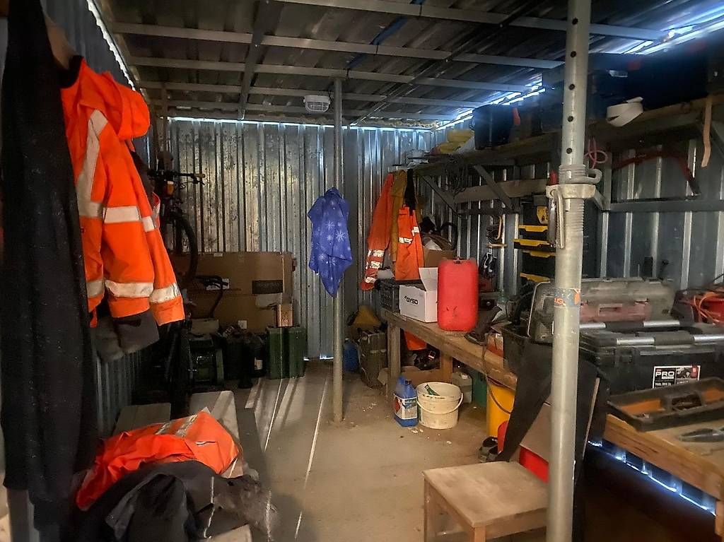 Baucontainer: Material Container 3m x 7m – Gebraucht aus Turtmann von FreiHausBau 4