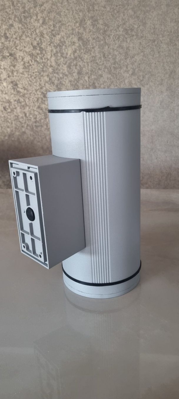 Lampen: Robuste Metall Gehäuse Einbrennlackierung Restposten LED – Gebraucht aus Geroldswil von jmop 4