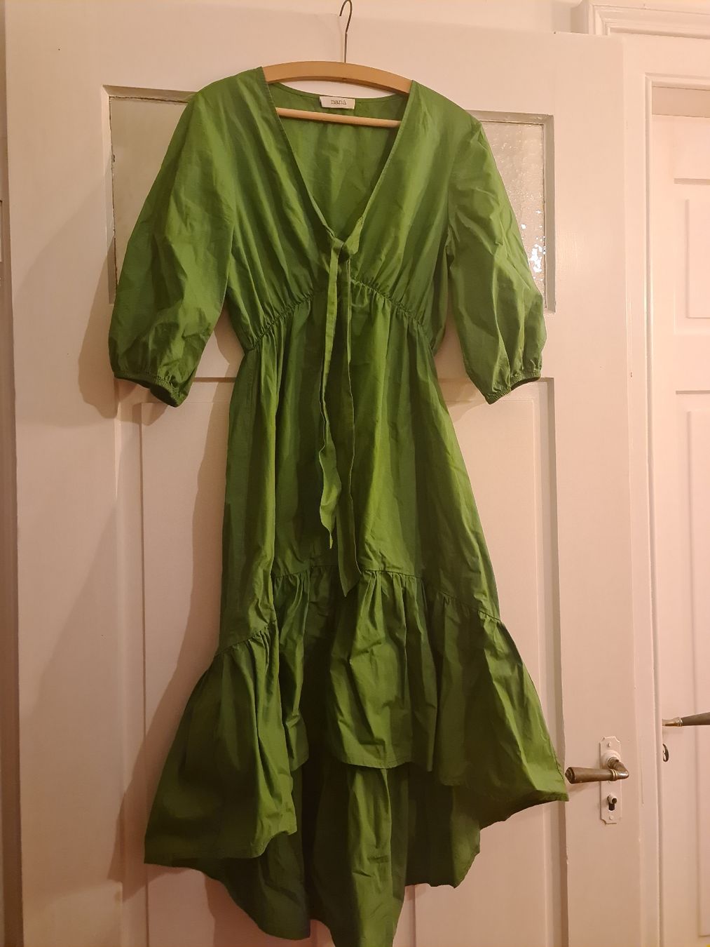 Kleider: Grünes Sommerkleid – Gebraucht aus Olten von jul_2xct 1