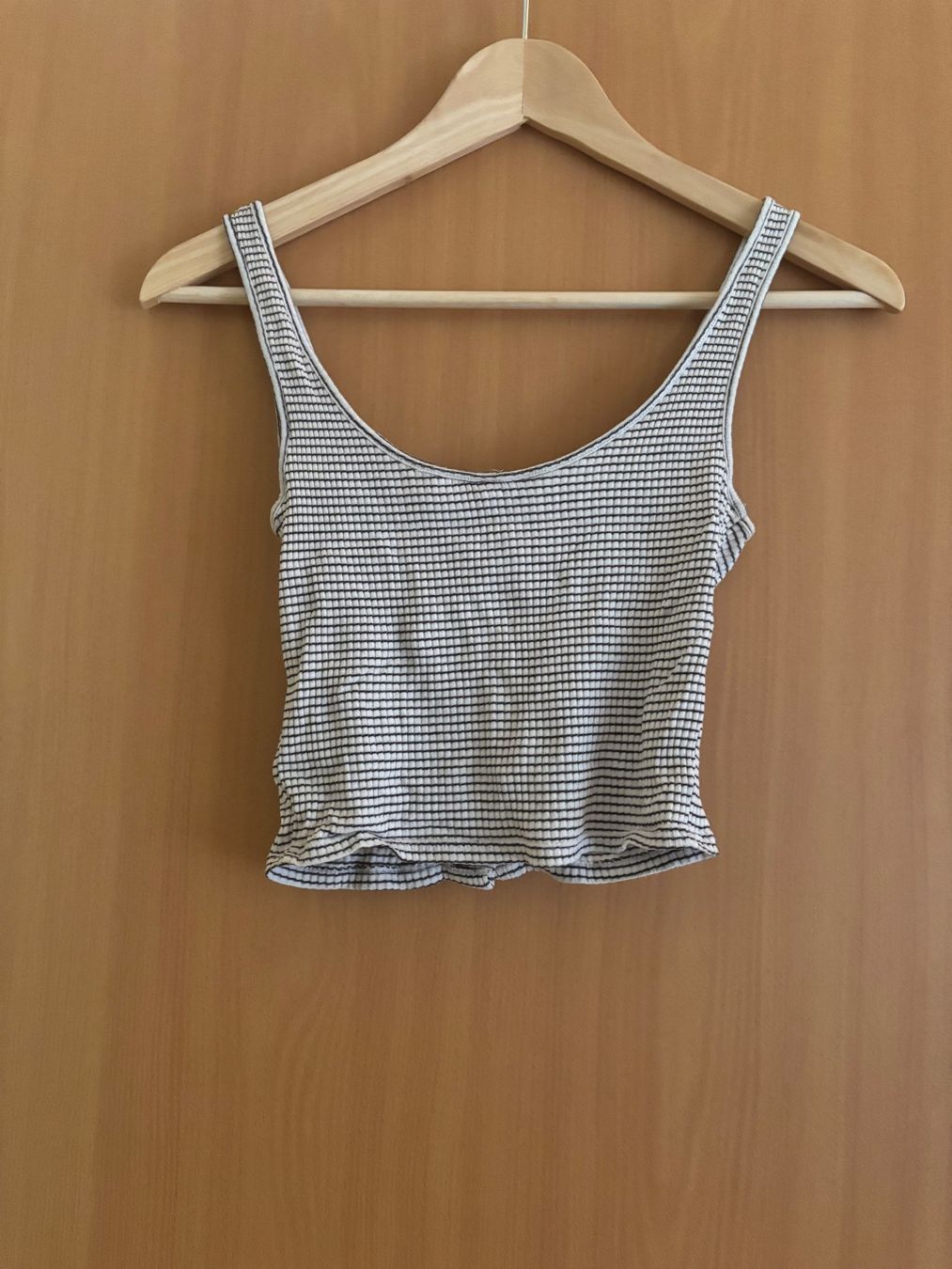 Top: Crop Top d’été col en U – Usato da La Chaux-de-Fonds venduto da lea_77ly 1
