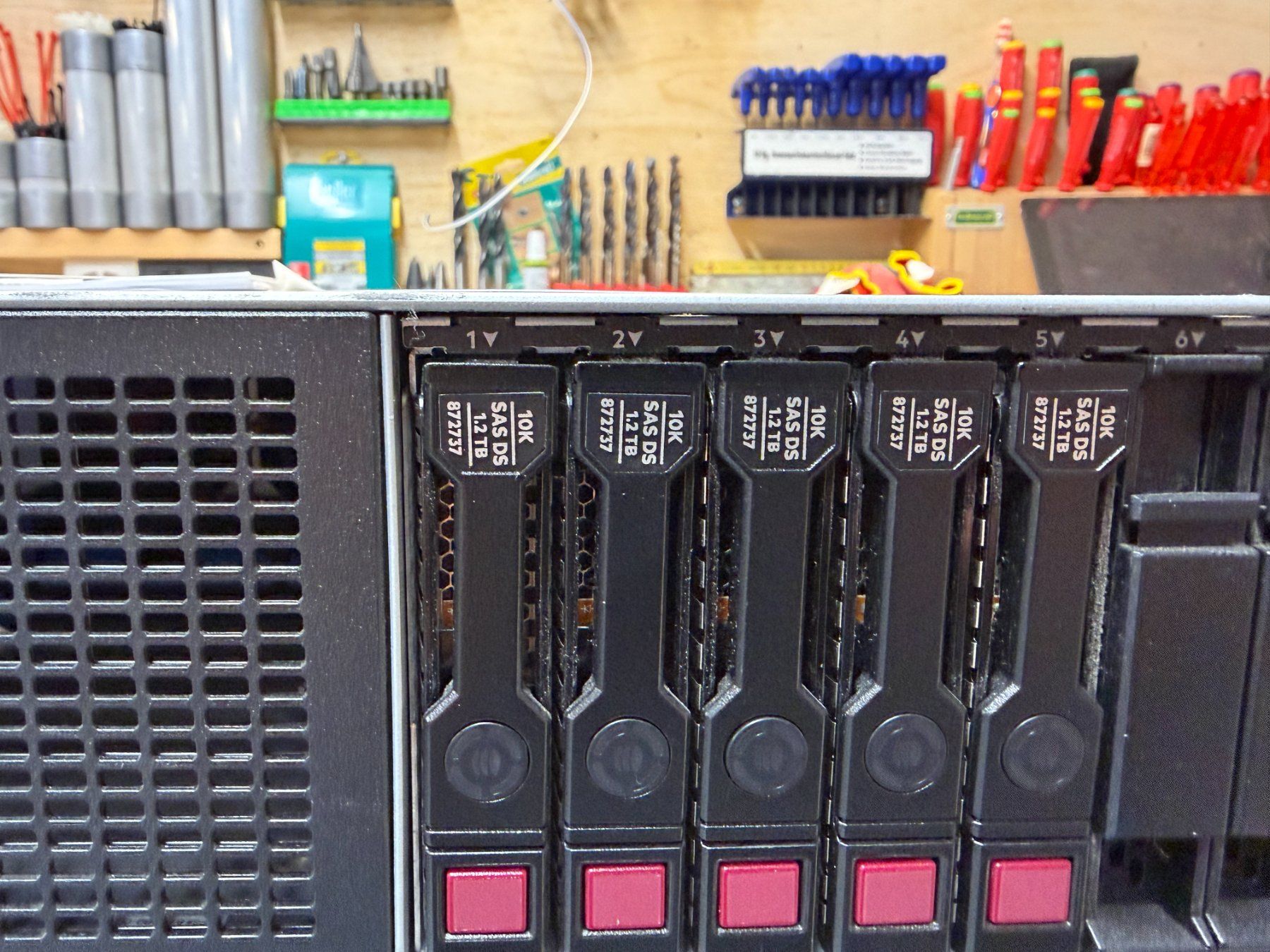Hewlett Packard Serveurs: HP ProLiant DL 380 G10 / Server – D'occasion à Rüttenen par Enboe 4