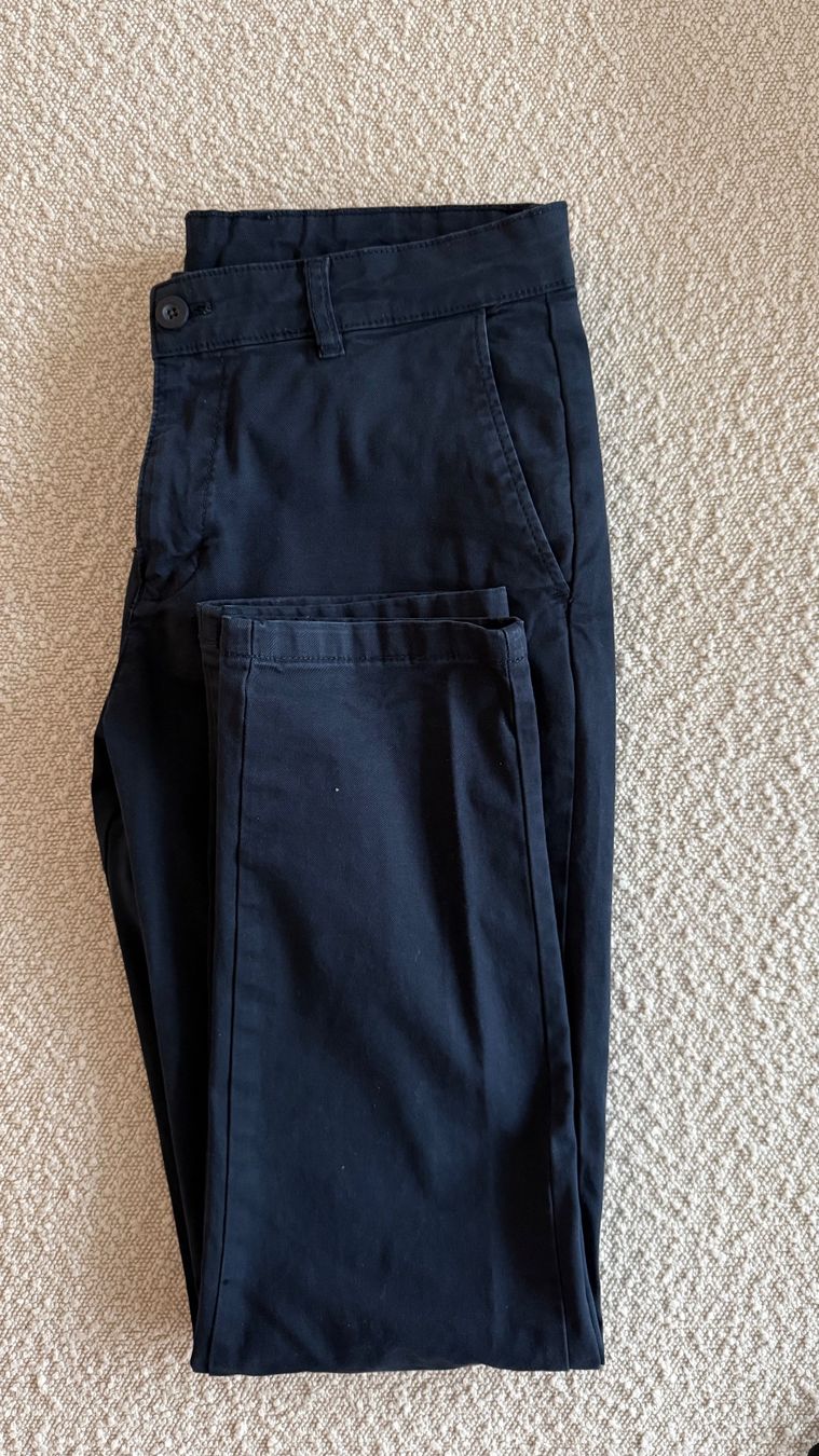 Zara Hosen: Zara Chino navy – Gebraucht aus Winterthur von Louvre91