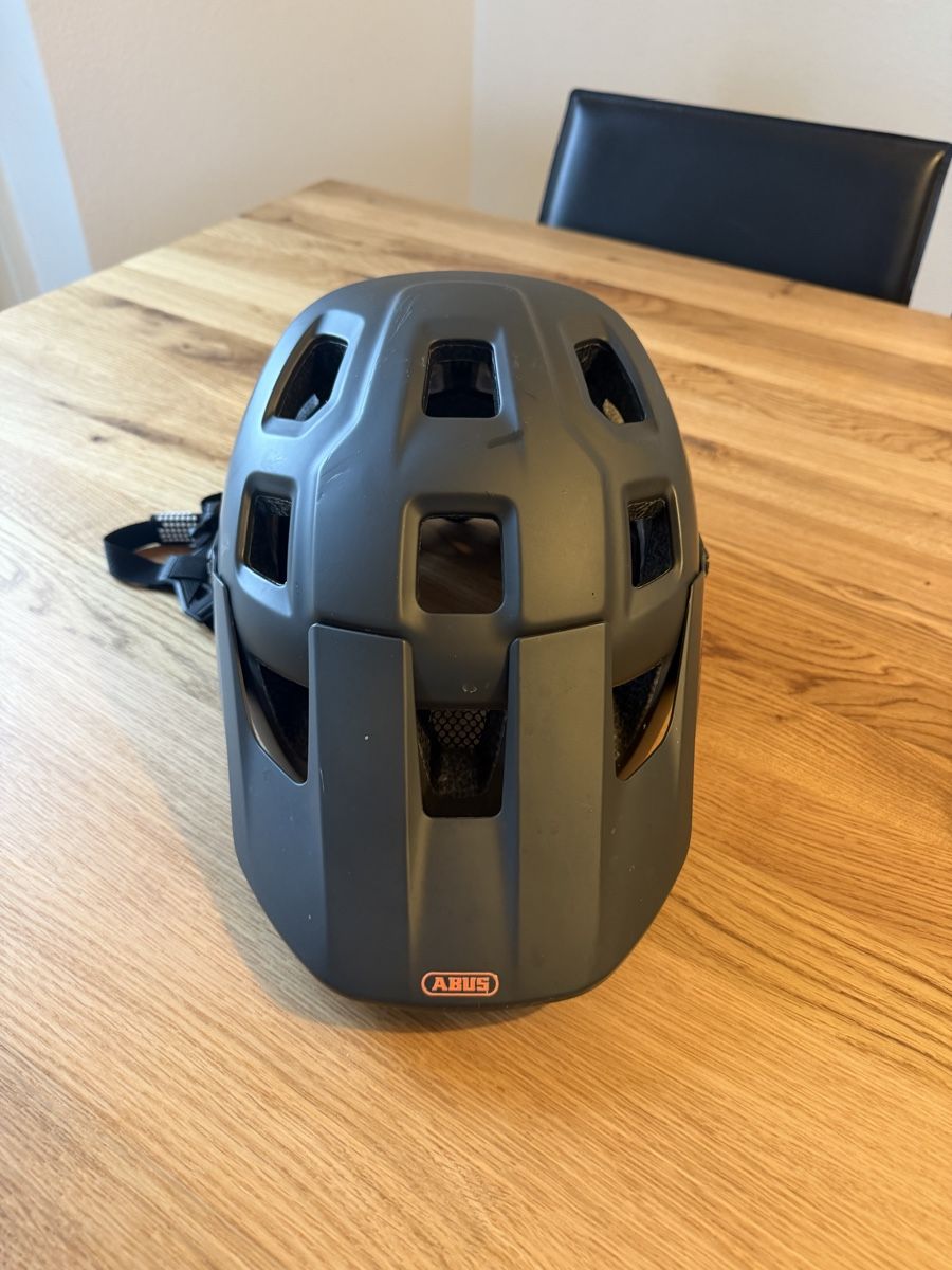 Abus Caschi: Abus Modrop 57-61 Helm Velohelm – Usato da Wohlen AG venduto da ale_yfy5 2