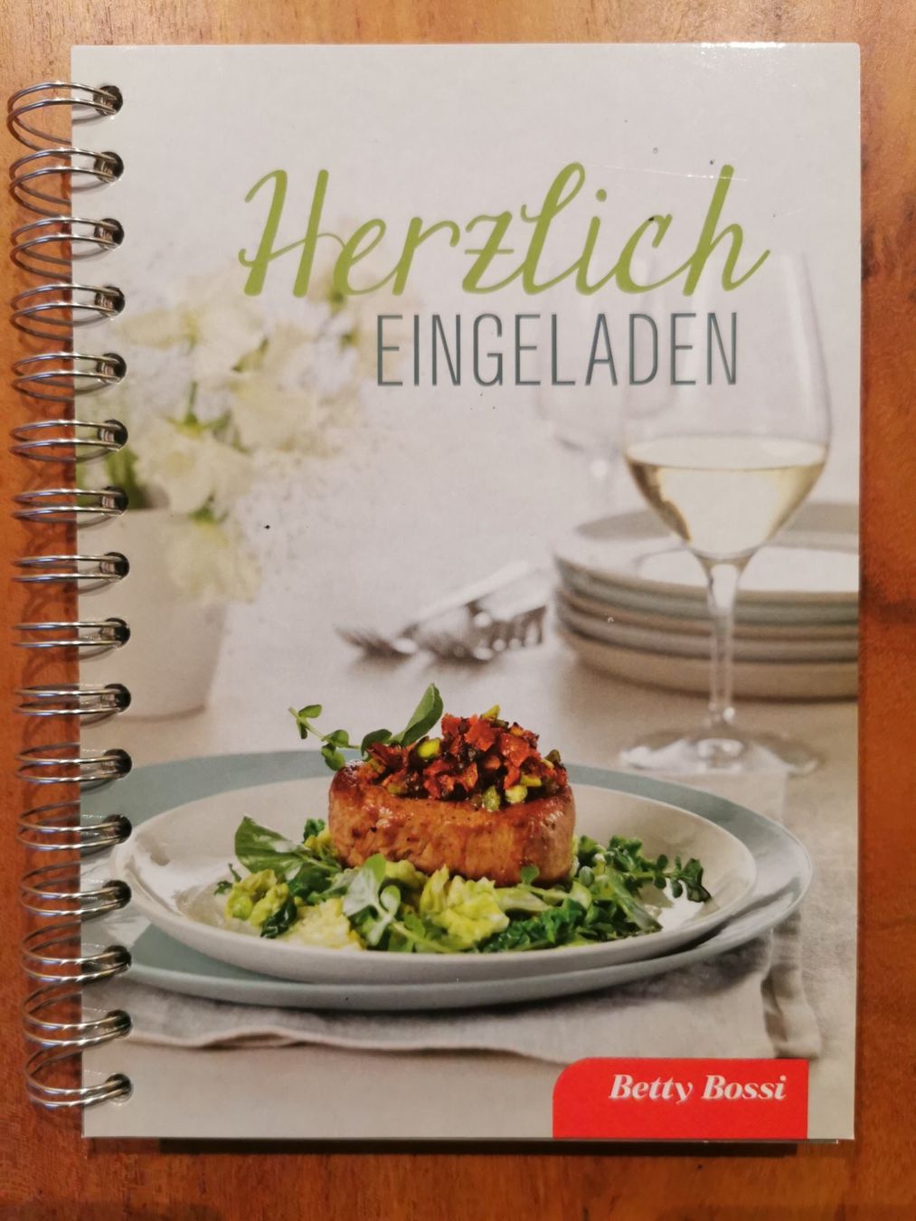 Bücher: Betty Bossi; Herzlich eingeladen - 320 Seiten – Gebraucht aus Boniswil von Totomat-Lady2
