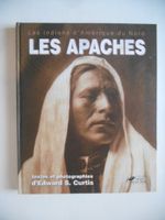 LES APACHES