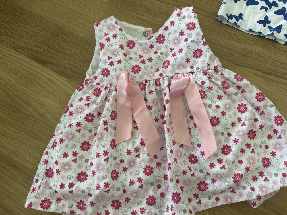 Ensembles coordonnés: Süsses Babykleider Set, 0-3 Monate – D'occasion à Rüschlikon par Retobernina 3