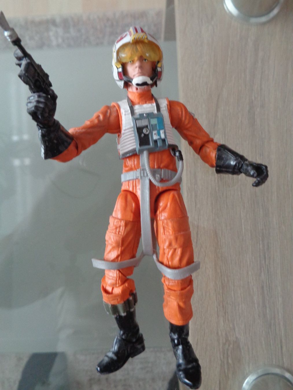 Hasbro Giocattoli: Star Wars Hasbro Black Serie Luck Pilot – Usato da sargans venduto da Angamar