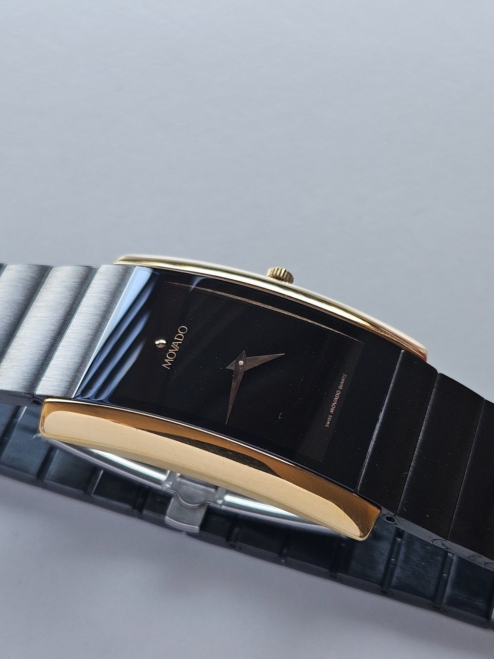Movado Uhren: 26 Movado Quartz Top – Gebraucht aus Berikon von mmm21 1