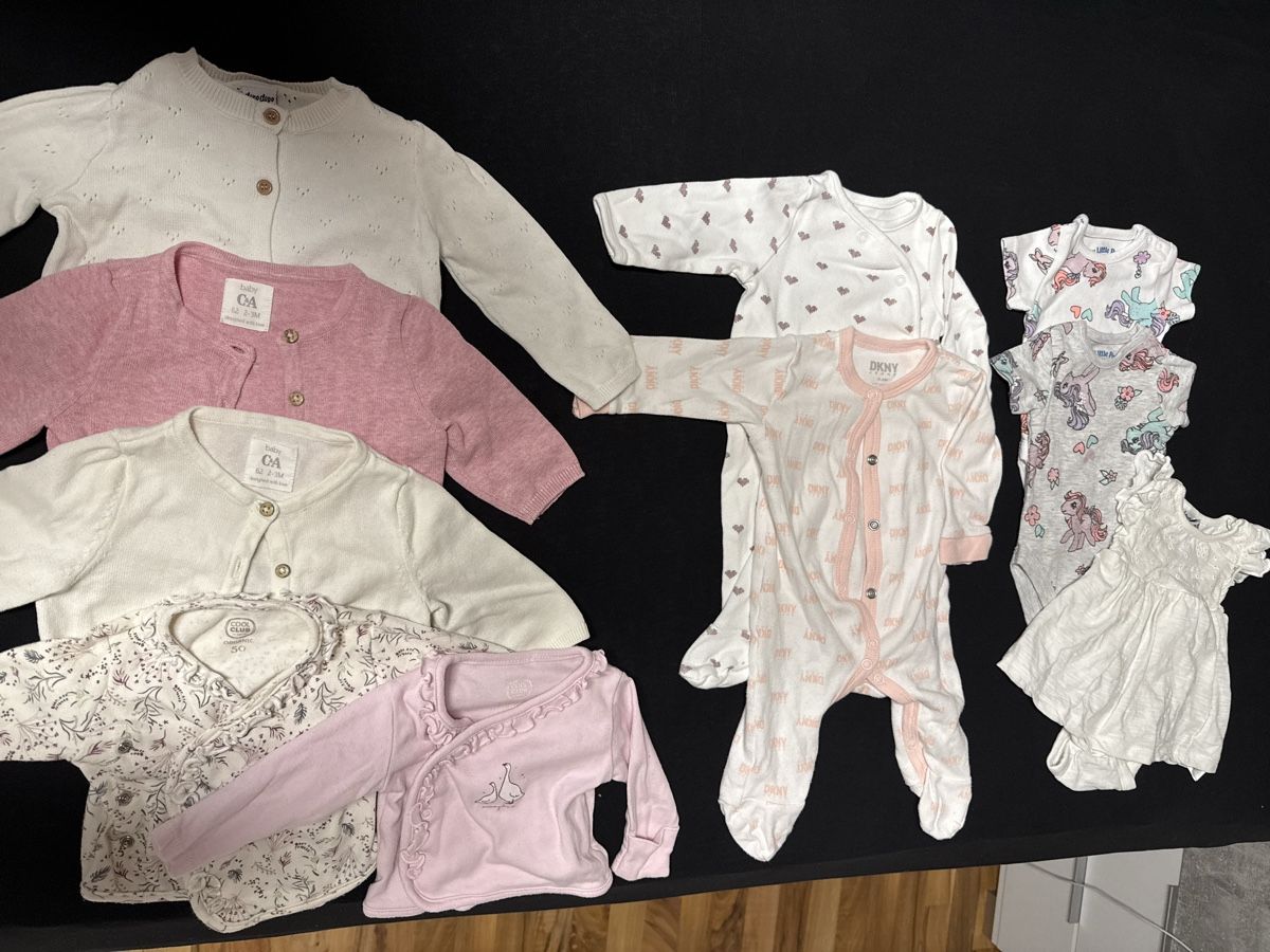 Lotti & Set di vestiti: Babyset Gr 56 und 62 – Usato da Bettwiesen venduto da Maori6
