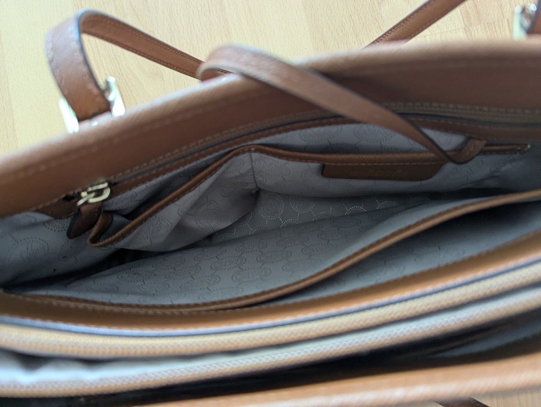 Michael Kors Taschen für Damen: Michael Kors Tote Bag Braun Leder – Gebraucht aus Horgen von snickers58 3
