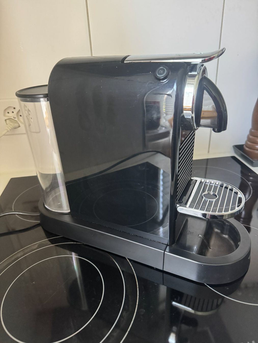 König Macchine per caffè & Macchine per espresso: Nespresso König Kaffeemaschine – Difettoso da Neftenbach venduto da Majjja 5