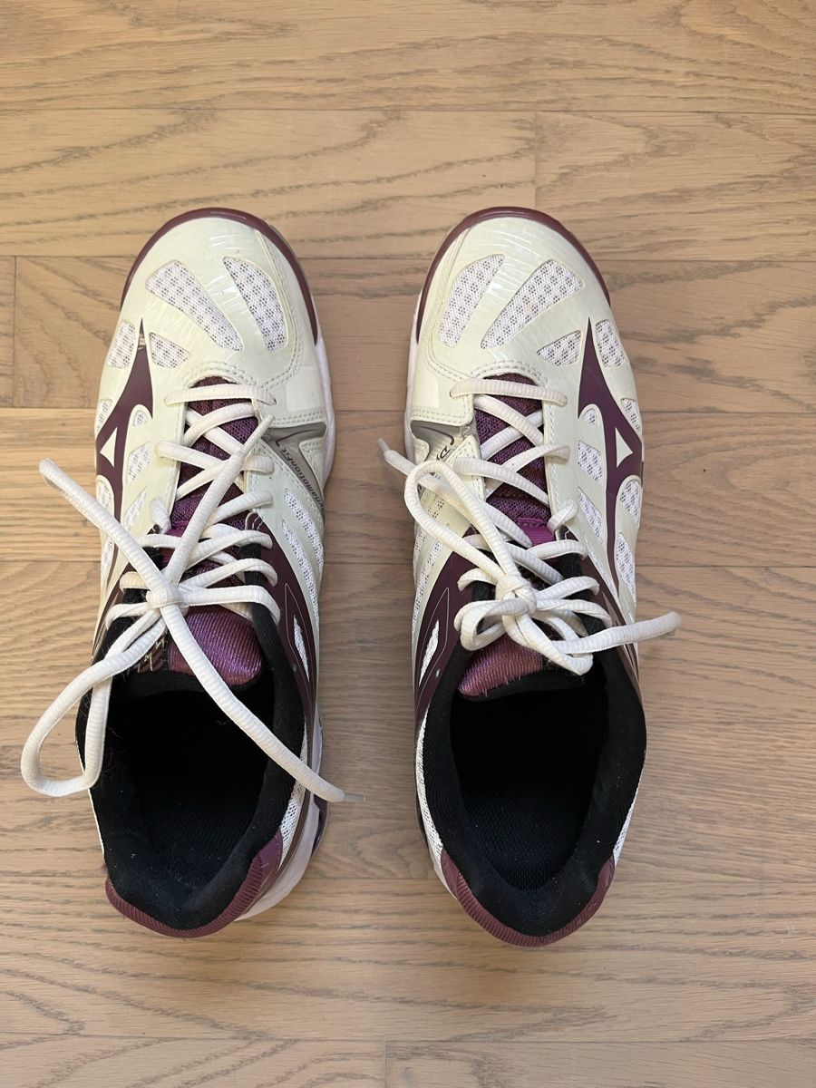 Mizuno Scarpe da donna: Turnschuhe Damen Gr.41 – Usato da Oberuzwil venduto da Kuchli 1