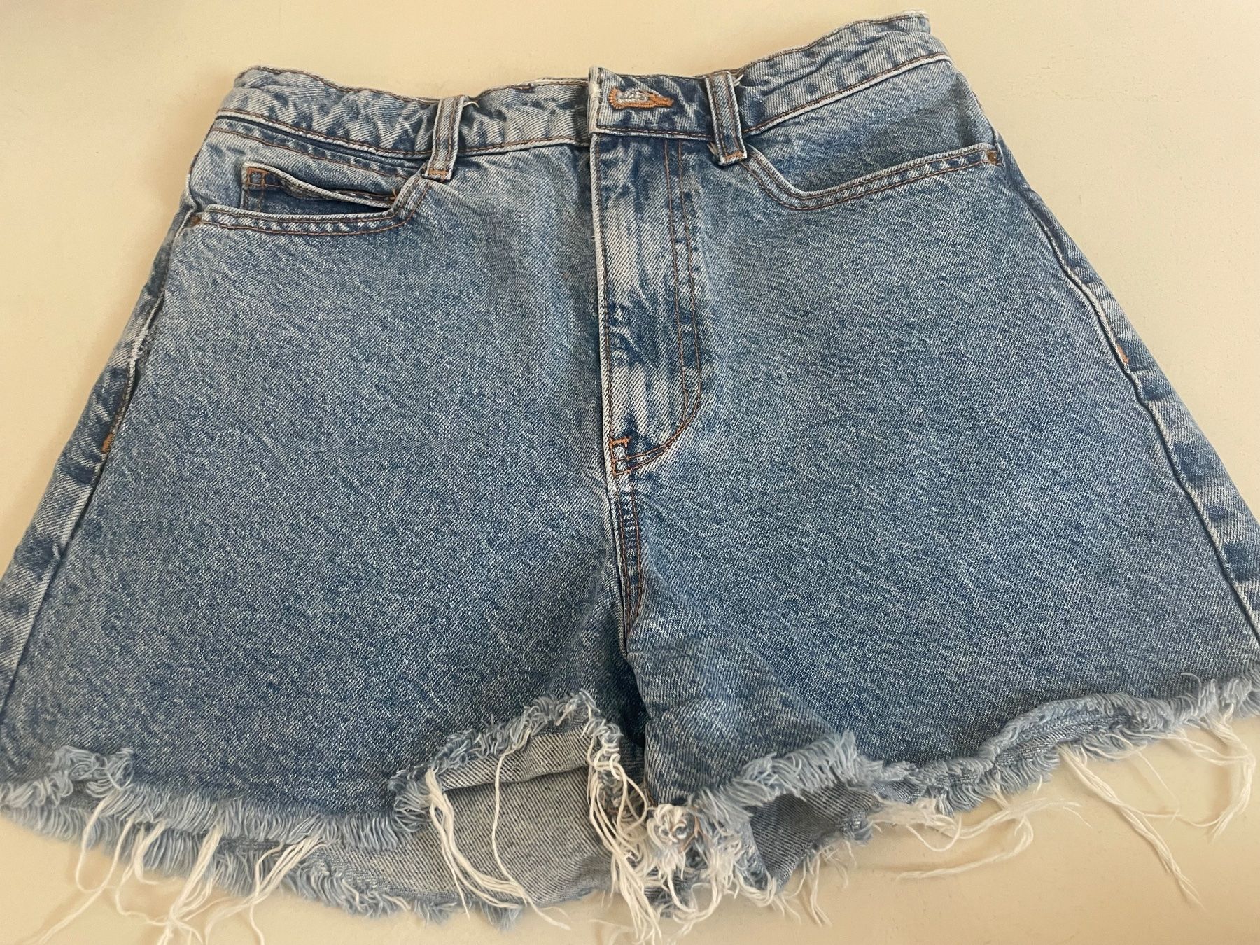 Zara Jeans: Zara  - Shorts - Jeans – D'occasion à Minusio par Pink222 2