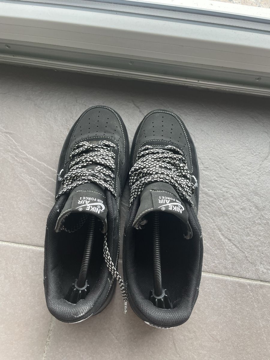 Nike Scarpe da uomo: Nike air force 1 – Usato da Dompierre FR venduto da matmath 4