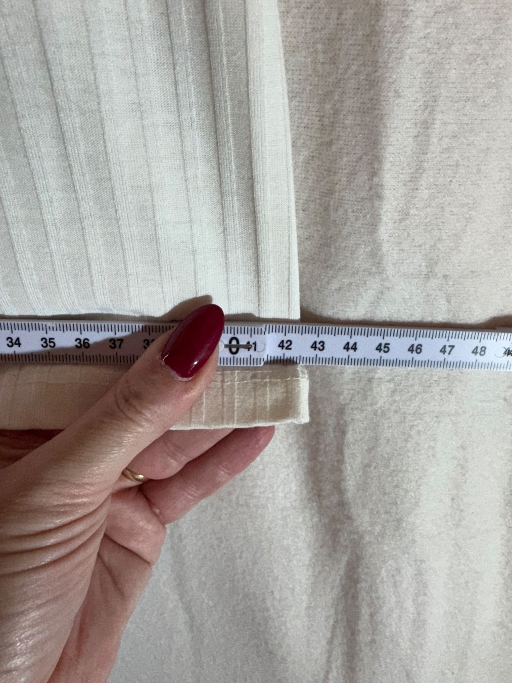 Maglioni & Felpe: Leichter weisser Pullover – Usato da Grosswangen venduto da second_hand_dress 5