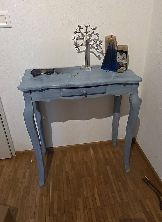 Tavoli: Vintage Konsolentisch / Beistelltisch – Usato da St. Gallen venduto da Karina079