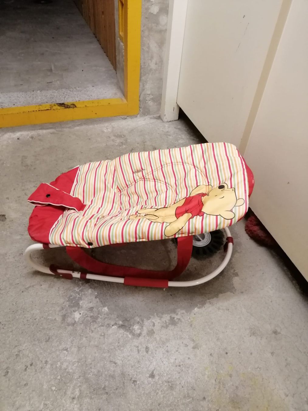 Sedie: Chaise basculante pour bébé – Usato da Genève venduto da tremmetri 1