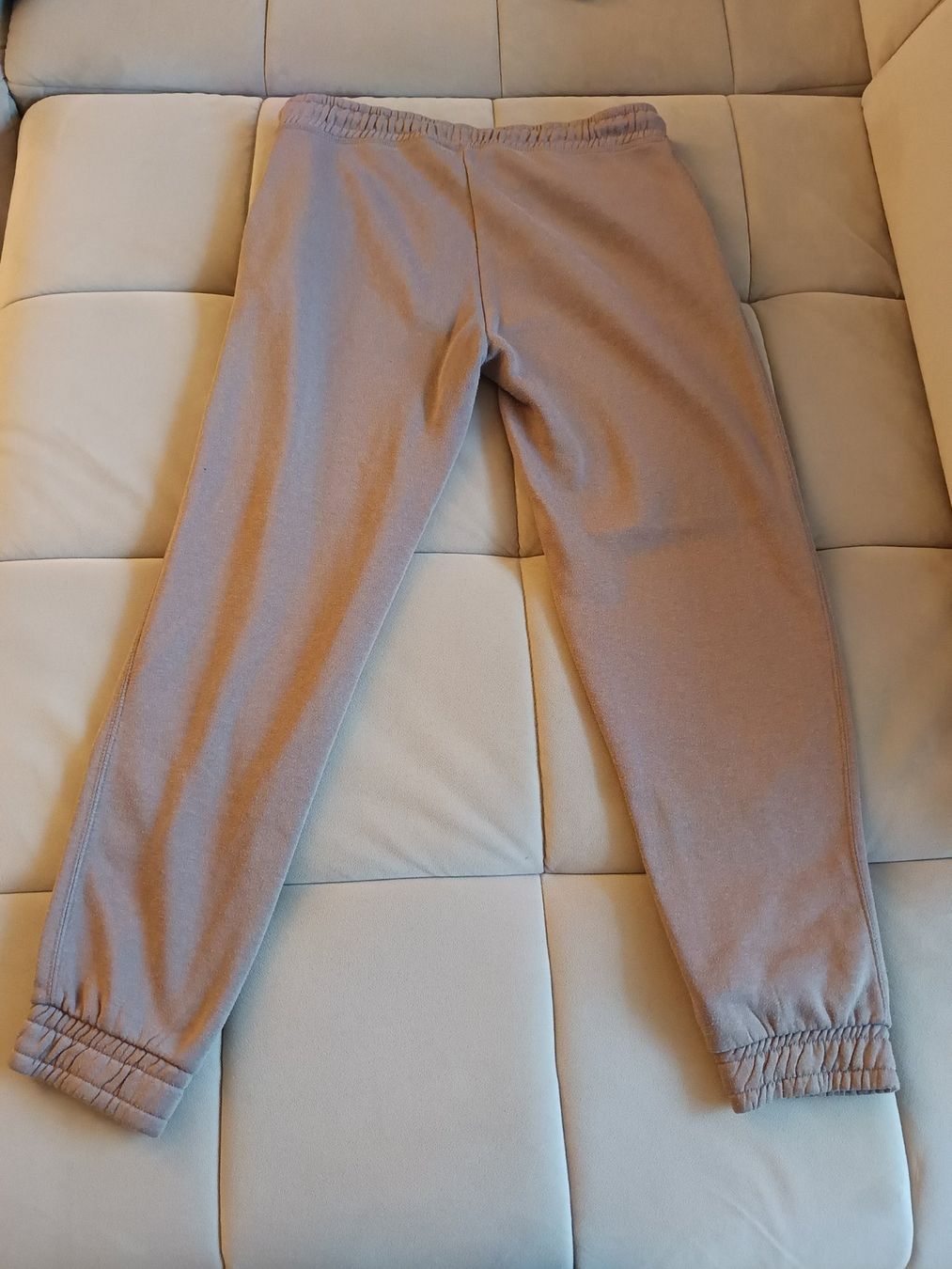 Pantalons: Jogginghose – D'occasion à Benglen par Jumanah 1