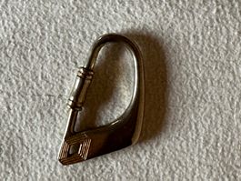 Ancien porte-clé "Renault" en métal
