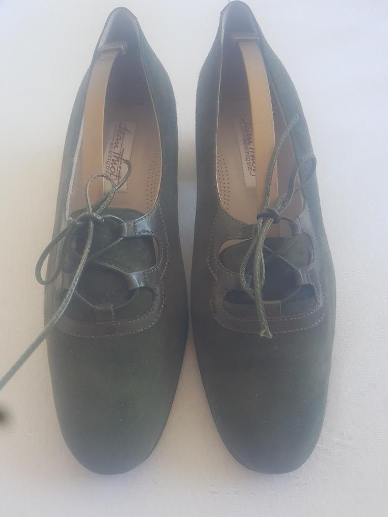 Scarpe da donna: Elégantes chaussures de dame – Usato da Courtepin venduto da mara_1808