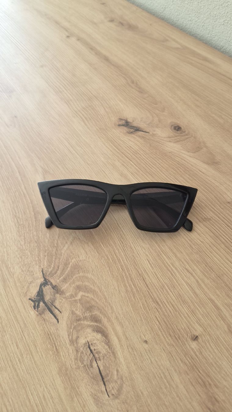H&M Brillen & Gläser: Sonnenbrille H&M – Gebraucht aus Wetzikon ZH von ELIVNE