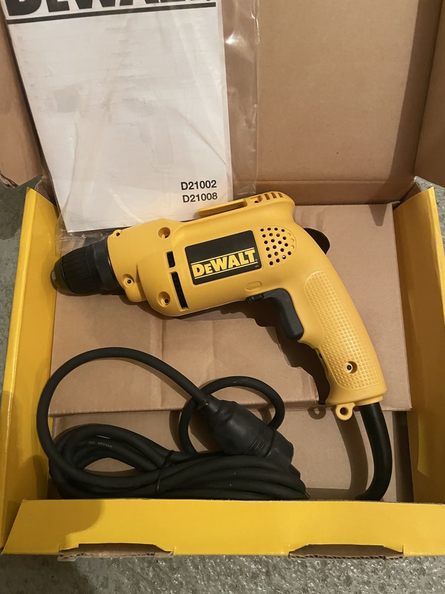 Dewalt Trapani: Bohrmaschine DeWalt D21008 Neu – Nuovo e nell'imballaggio originale da St. Gallen venduto da besi97 1