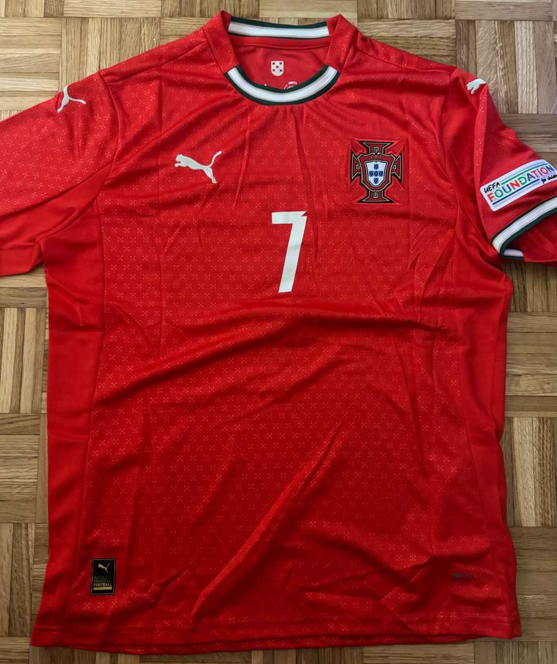 Nike Canottiere & Pantaloni: 09 - Portugal - Ronaldo 7 - Size L – Nuovo (secondo la descrizione) da Zürich venduto da Matteo_7 2