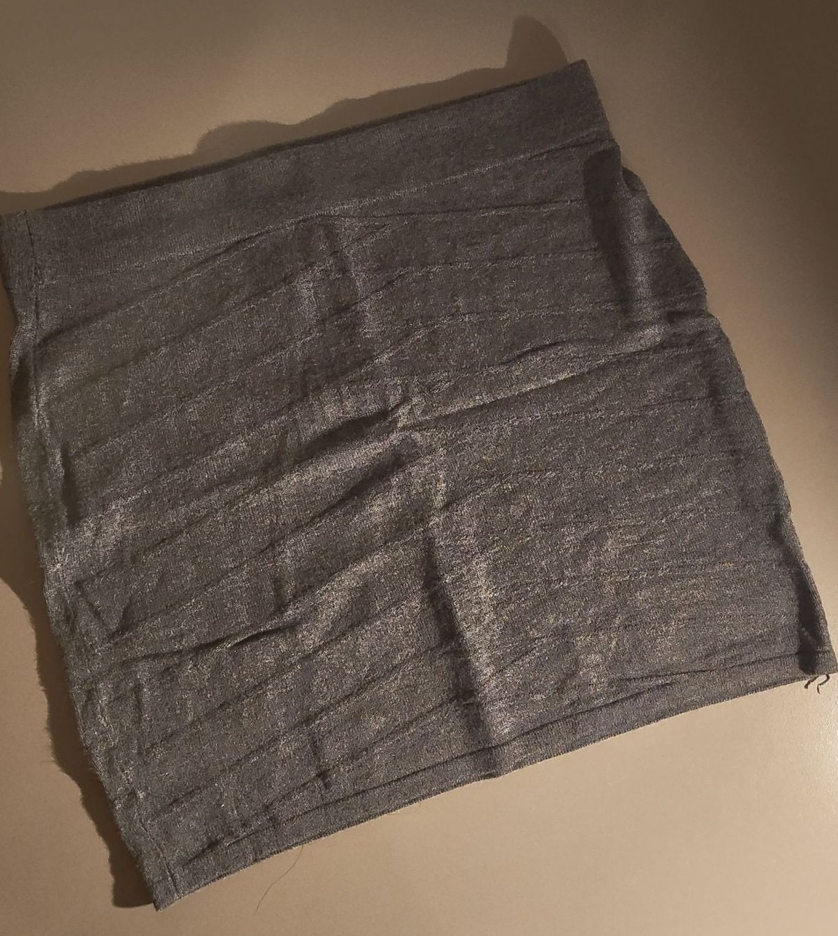 Röcke: Minirock / Skinny / stretch / Grösse 38 / grau – Gebraucht aus Schänis von Second_Life_